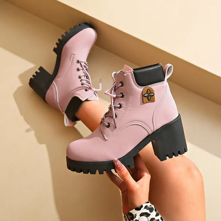 Fashionable Women Boots