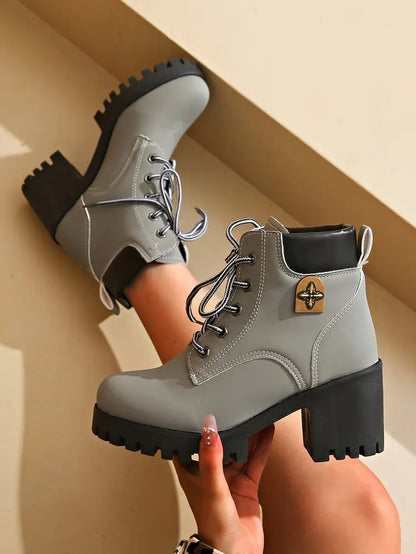 Fashionable Women Boots